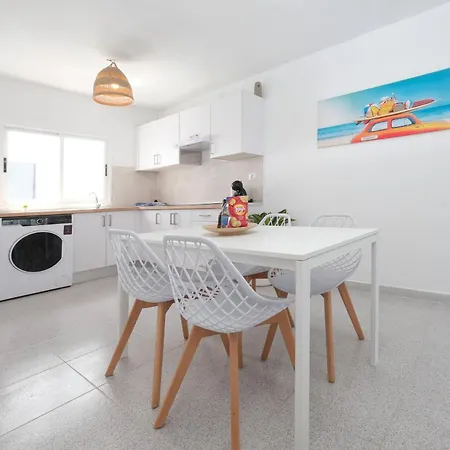  Casa Aramen - 150m To The By Lanzarote Arrieta (Lanzarote)
